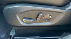 Ford Edge 2.0 EcoBlue 238 ST-Line 5dr Auto Diesel Estate